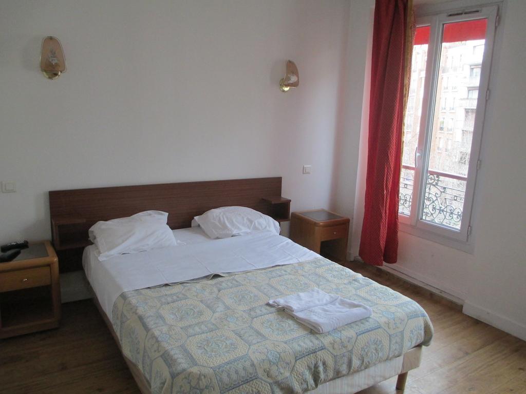 Central Hotel Paris Værelse billede