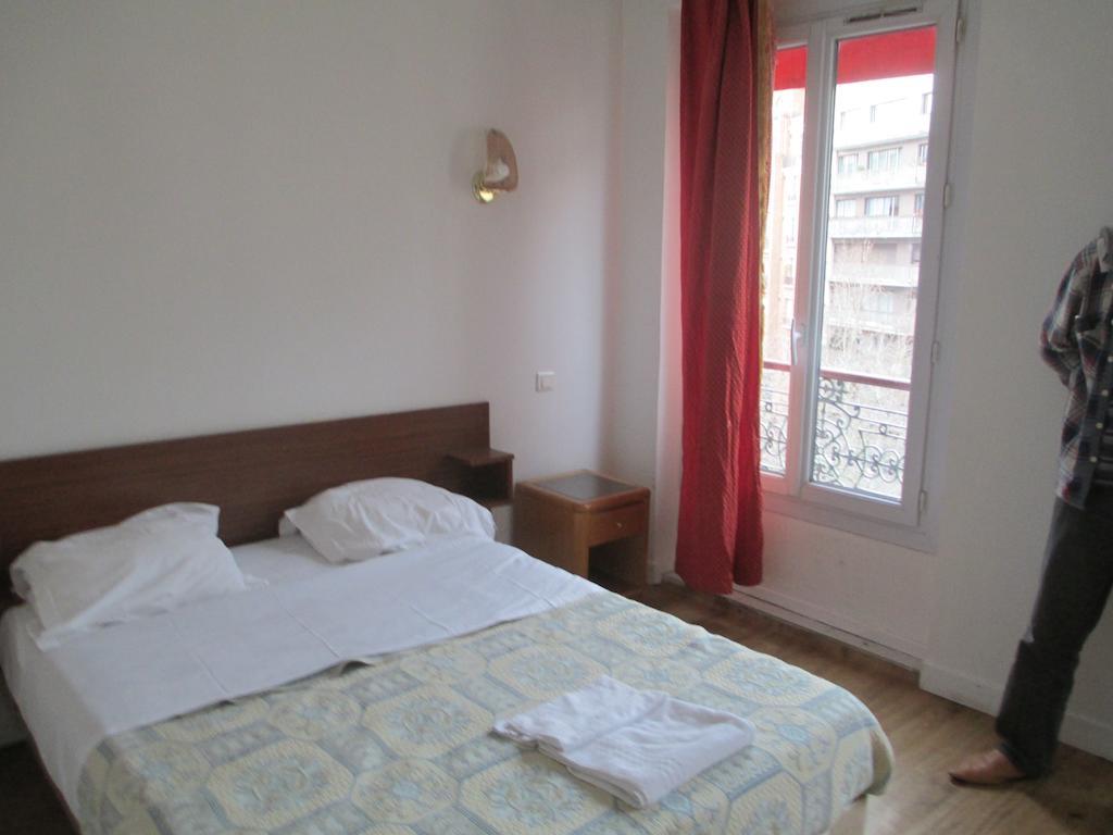 Central Hotel Paris Værelse billede